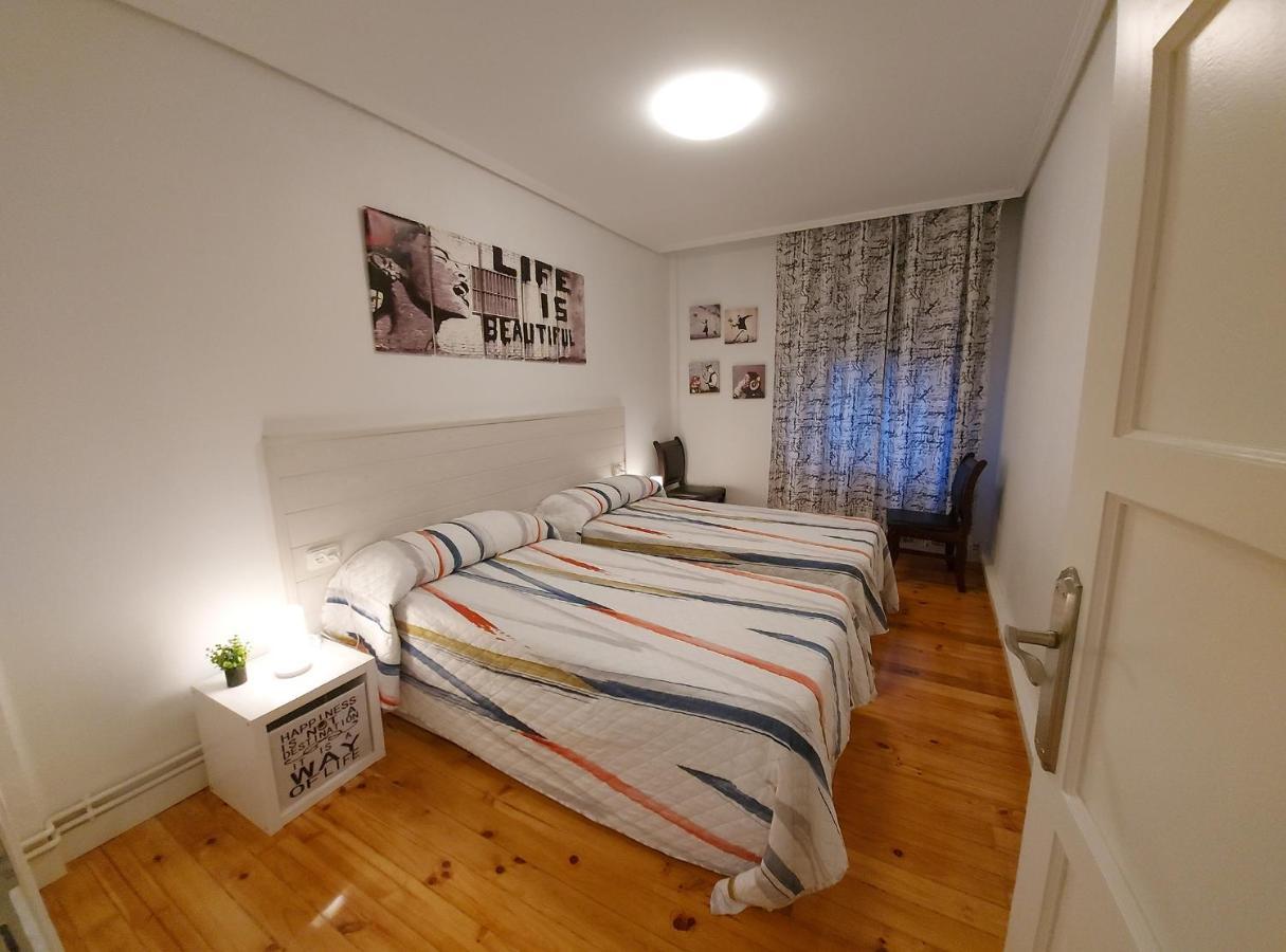 Apartamento Saioa Pamplona Exterior photo